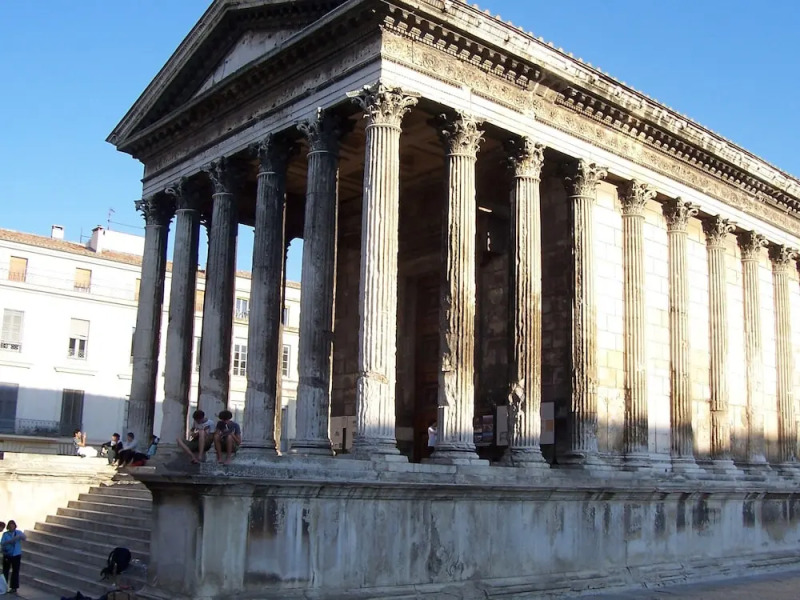 Luxurious Villa in Rochefort-du-gard With Private Pool