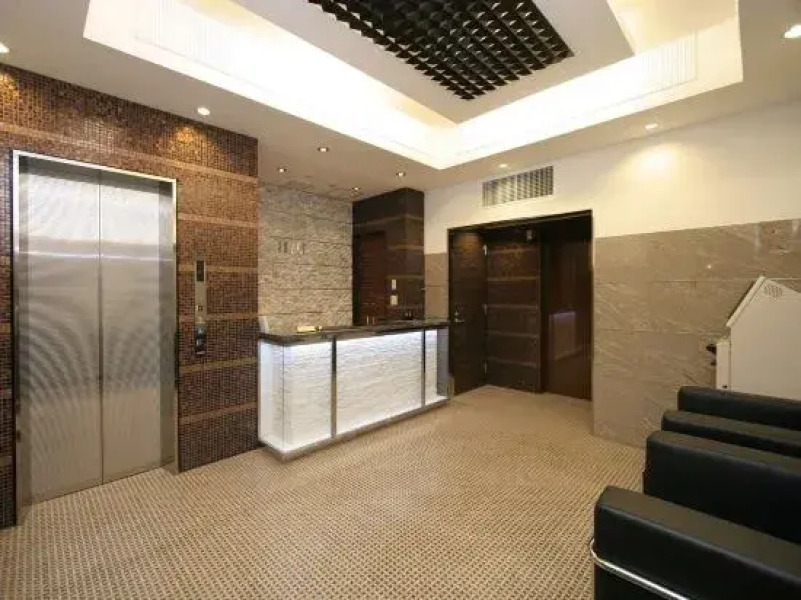 Business Hotel Lend