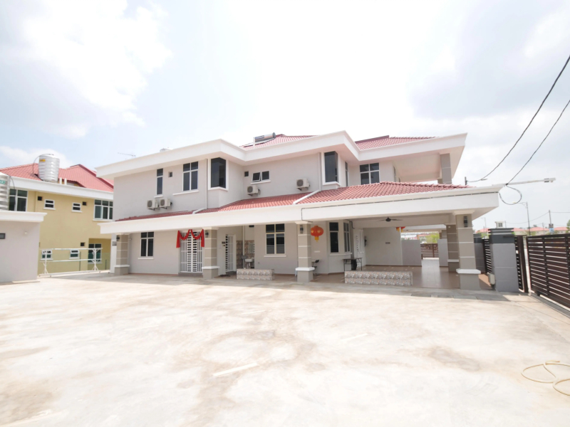 Mayton Residence