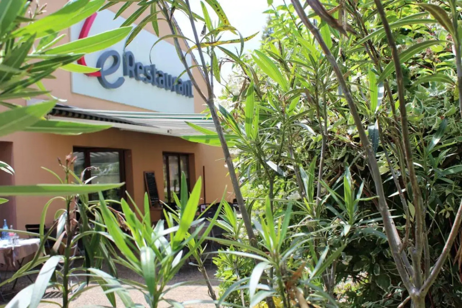 Hotel Campanile Grenoble Nord - Moirans