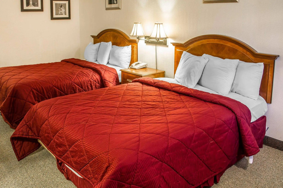 Rodeway Inn & Suites Roseburg