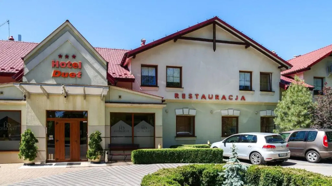 Hotel Duet