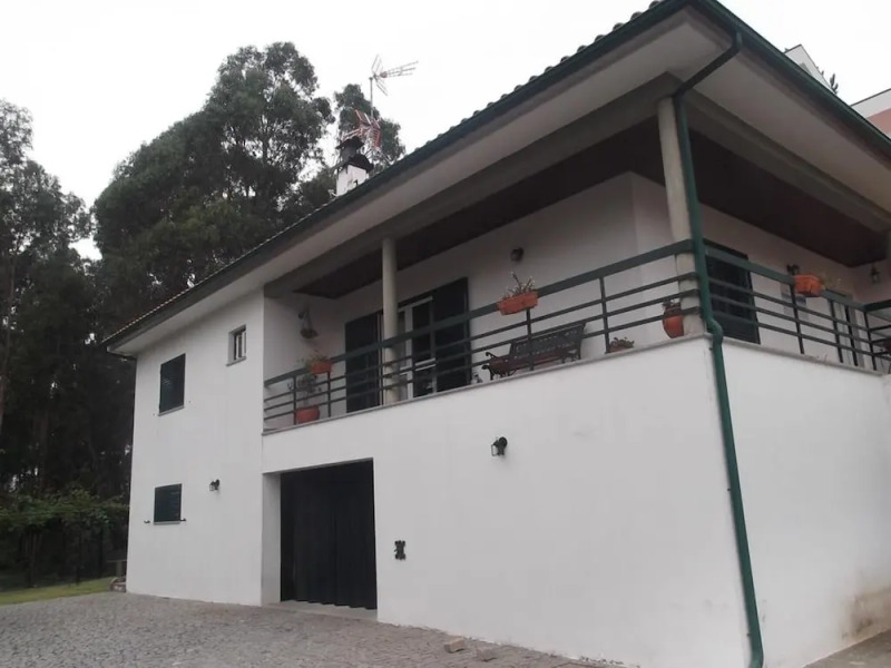 House With one Bedroom in Seixas, With Enclosed Garden and Wifi Near the Beach
