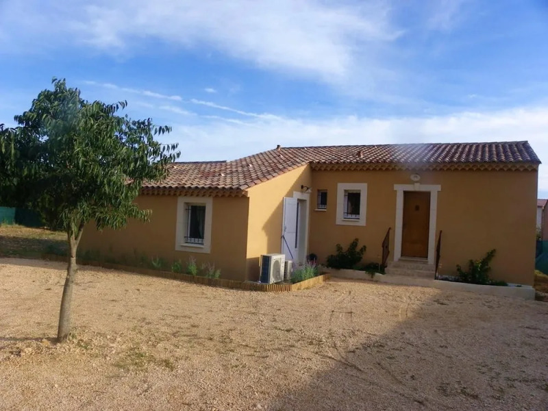 Villa With 3 Bedrooms in Saint-saturnin-lès-apt, With Wonderful Mounta