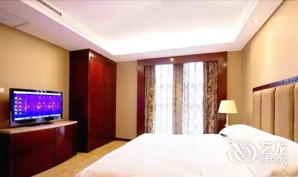 Changsha Xingwei Huatian Hotel