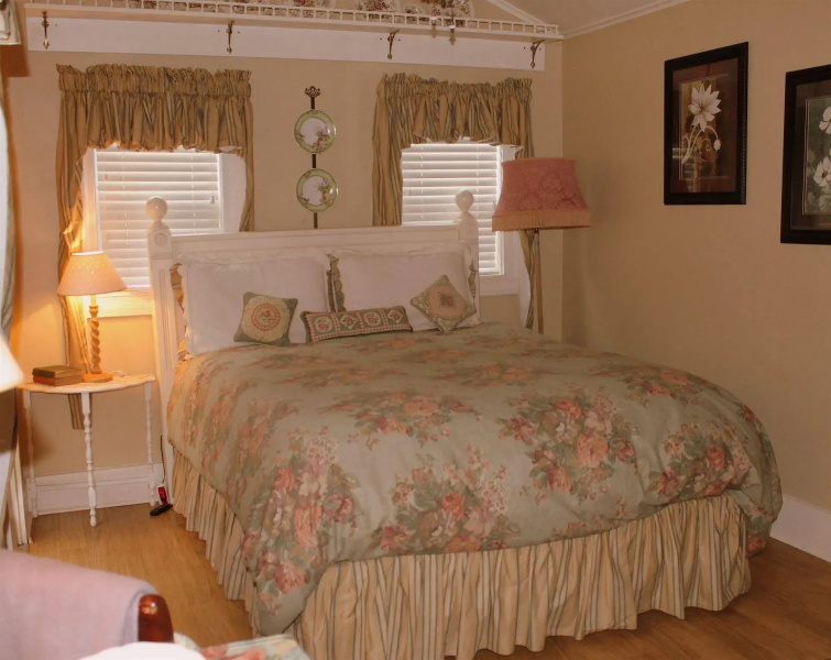 Hidden Springs Bed & Breakfast