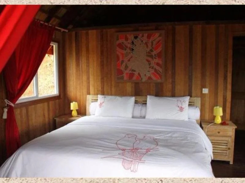 Pension La Perruche Rouge