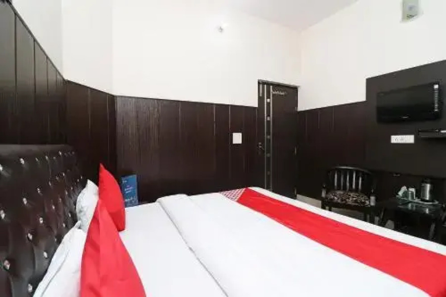 Hotel The City Park by OYO Rooms