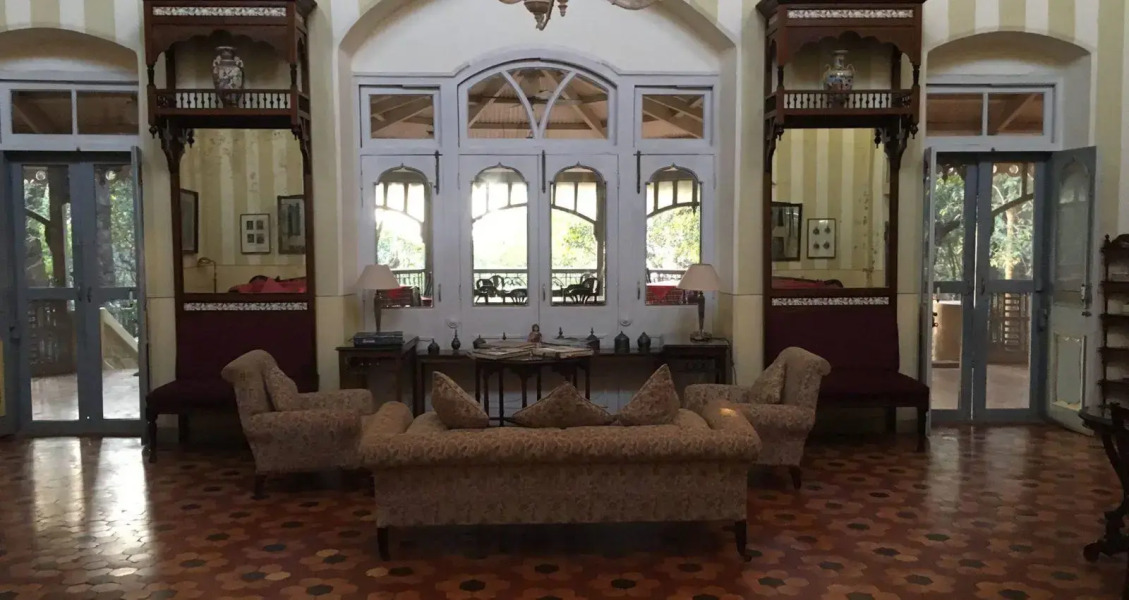 Dune Barr House - Verandah in the Forest
