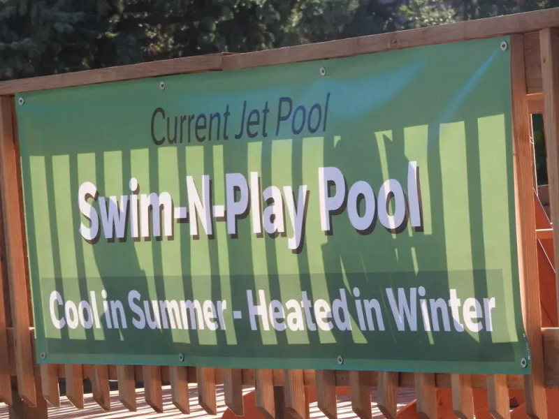 Foothills Lodge and Cabins