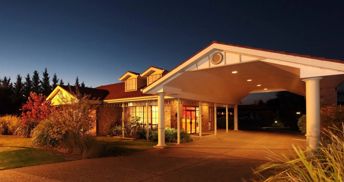 Best Western Ambassador Motor Inn & Apartments