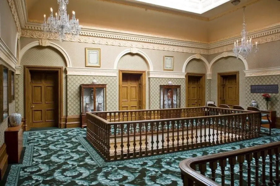 Tre-Ysgawen Hall