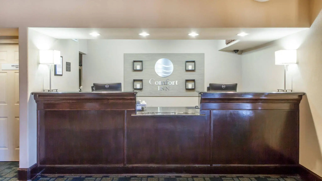 Quality Inn Tulsa - Downtown West