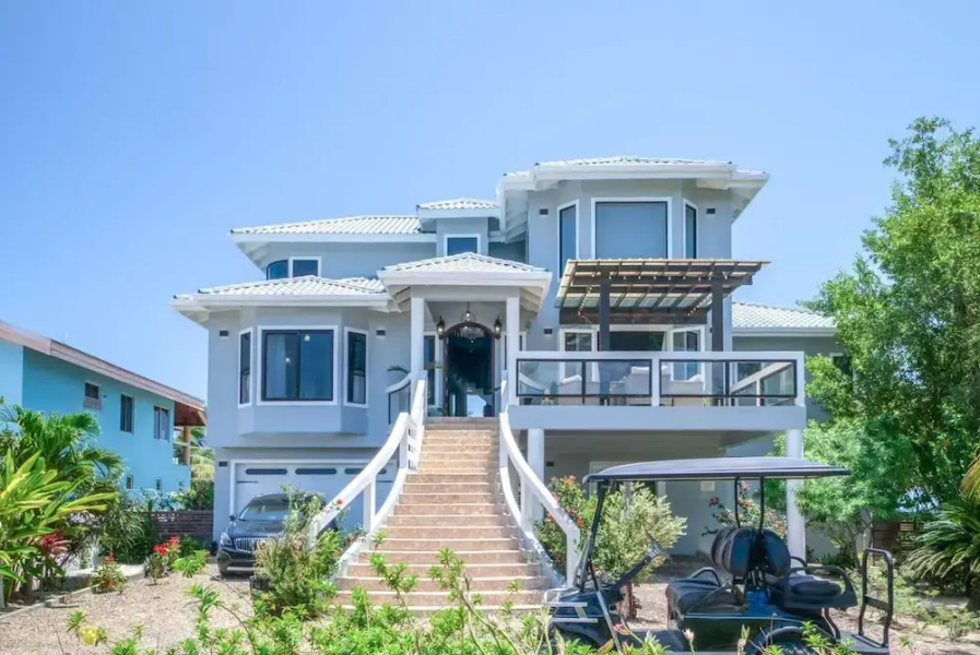 Luxury Oceanfront Villa w 2 Pools Beach Pier