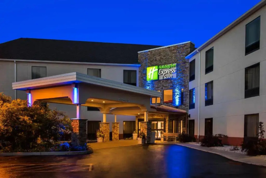 Holiday Inn Express Hotel & Suites Great Barrington by IHG