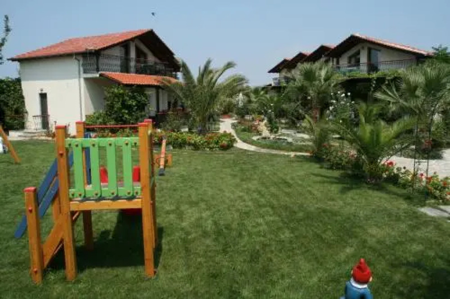 Sirines Studios And Apartments