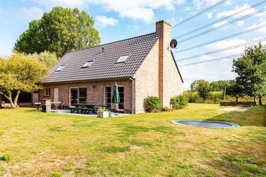 De Smokkelaar & Het Schuurtje