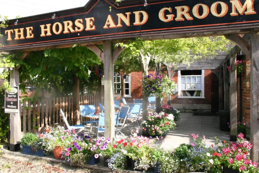 Horse & Groom B&B