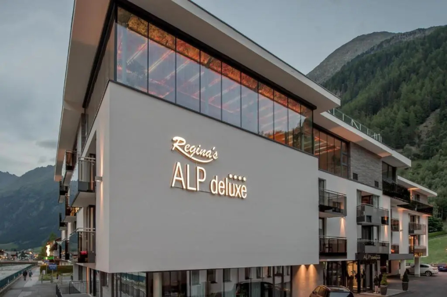 Regina’s Alp Deluxe