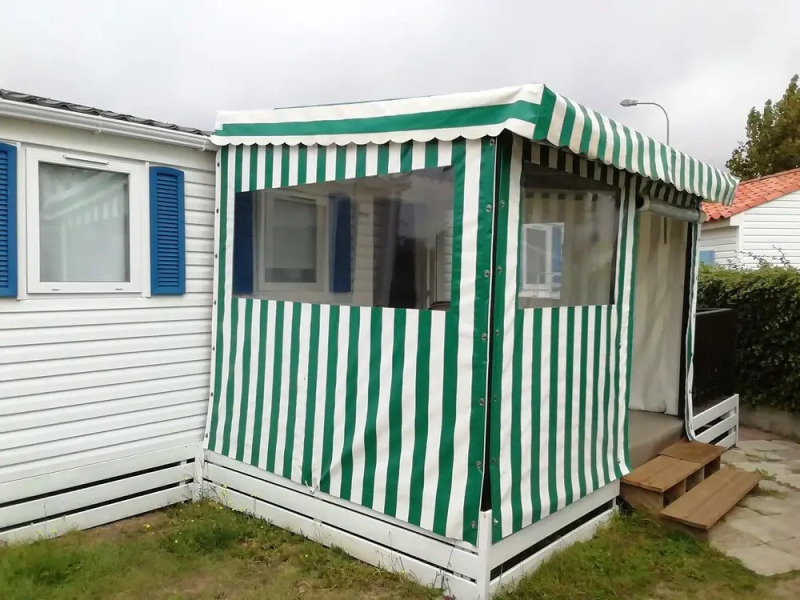 Bungalow with 3 Bedrooms in Saint-Hilaire-De-Riez, with Shared Pool - 6 Km From the Beach