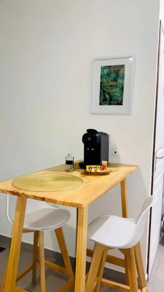 Studio Hibis Blue (Adults Only)