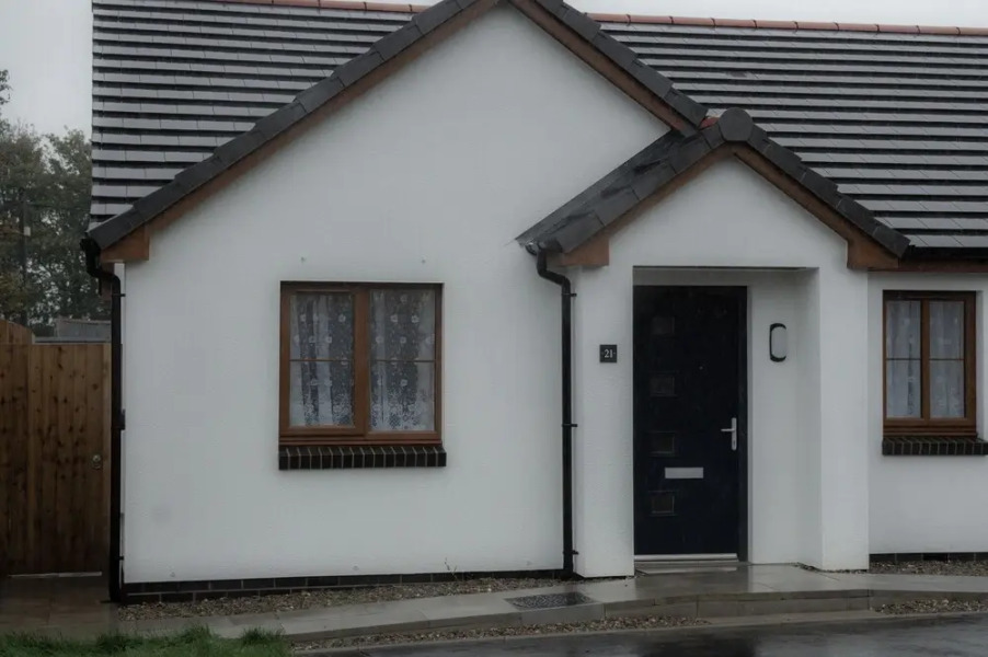 Pink Puffin Cottage - 2 Bed - Templeton