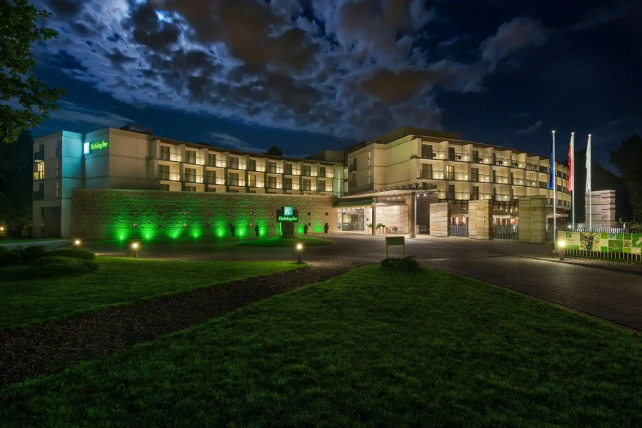 Holiday Inn Resort Warszawa Józefów**** by IHG