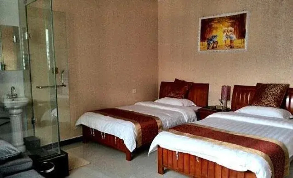 Konggang New City Wanhe Huaju Hotel