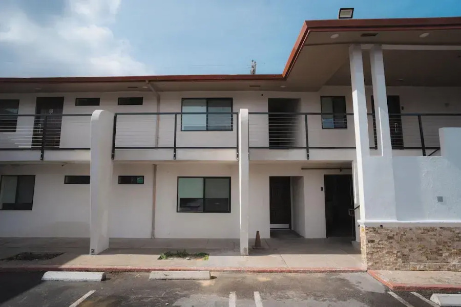 Laura Lodge Santa Maria