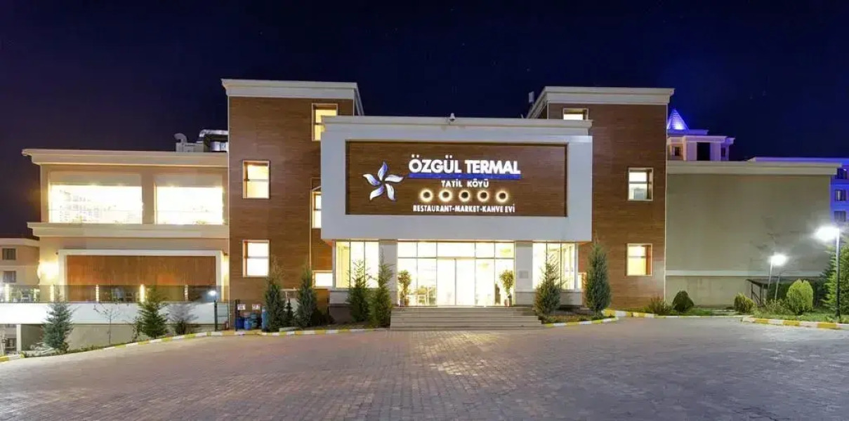 Grand Ozgul Thermal Holiday Village