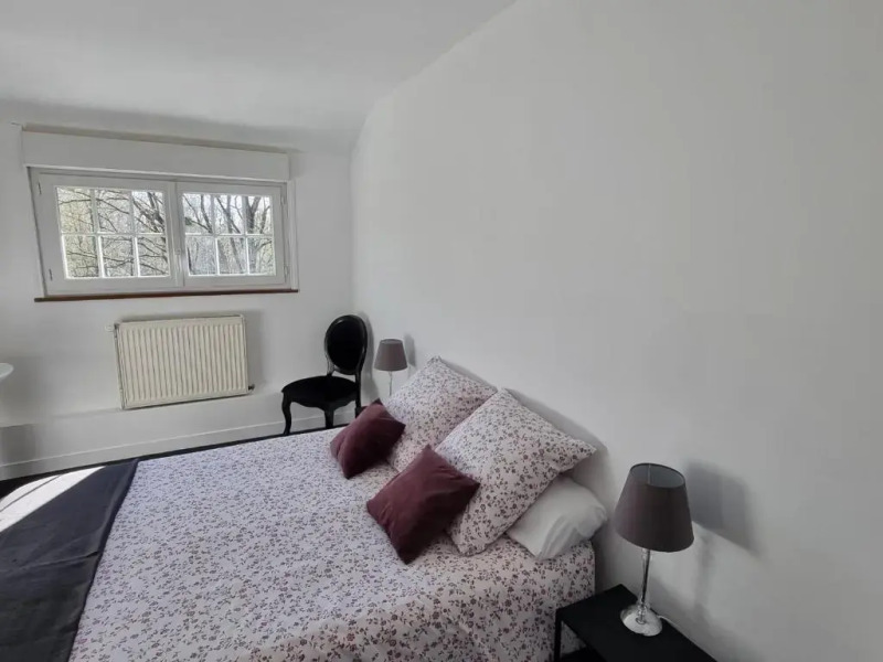 Appart dans grande demeure au calme