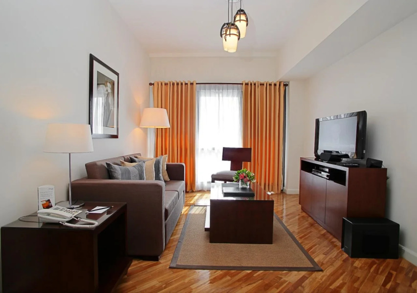 Joya Lofts and Towers - Extended Leasing Services