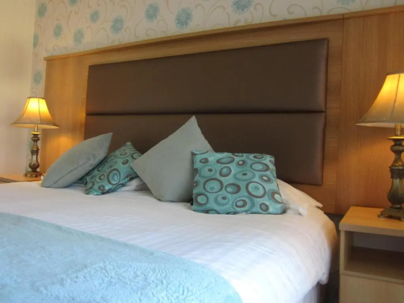 Homesly The Station Hotel