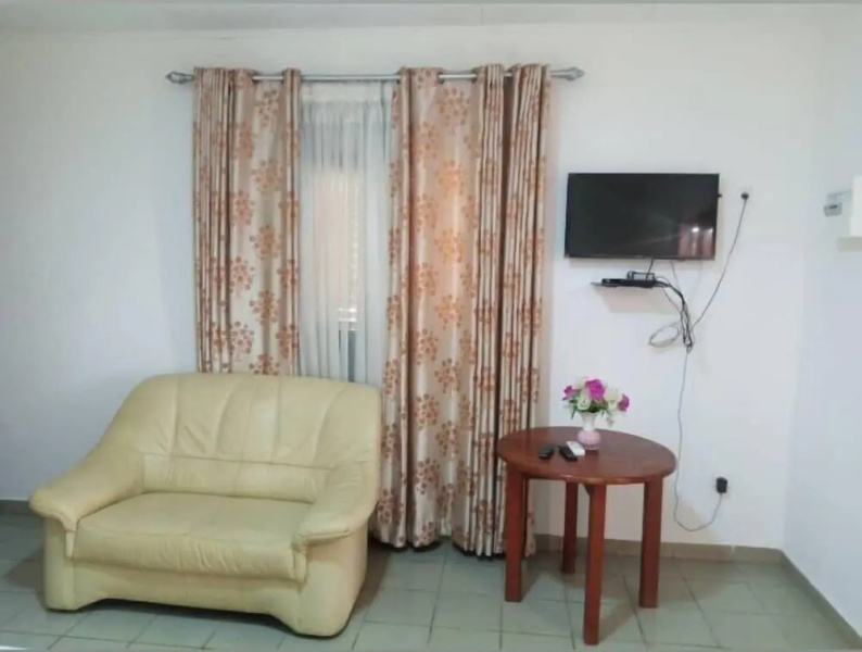 Emergence Djouda Hotel