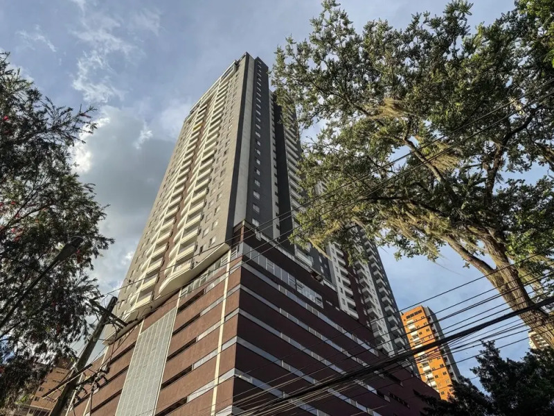 2506 - Vista a la montaña Piscina y Gym