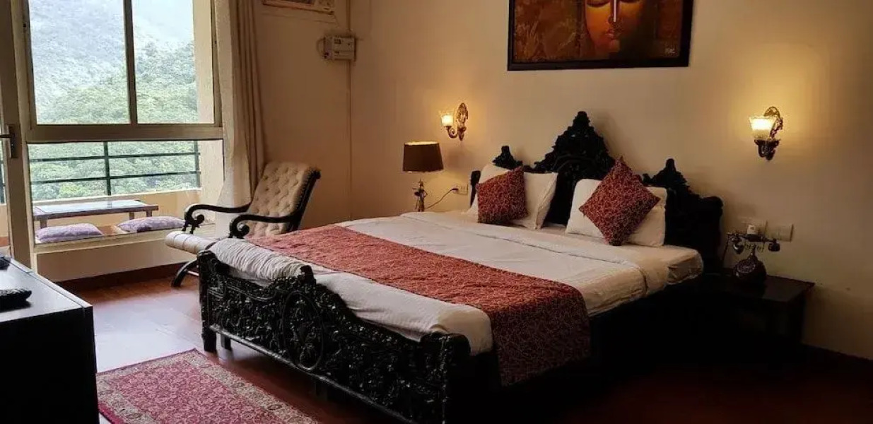 Mornis Camp and Resort