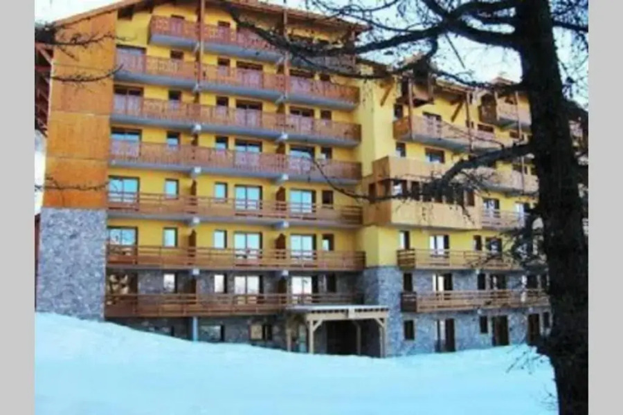 Antarès. duplex 48m2, piscine, sauna, à côté piste