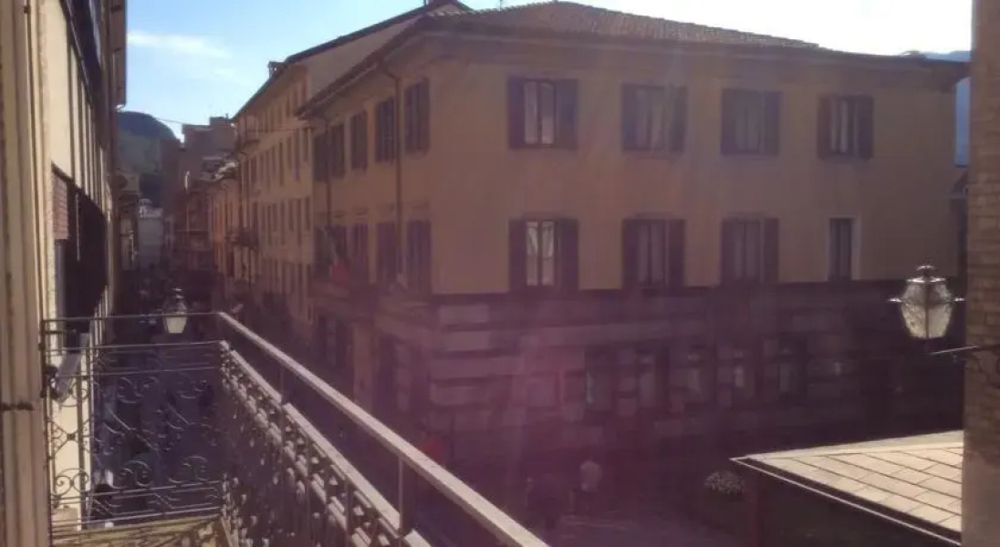 My Room Center Station