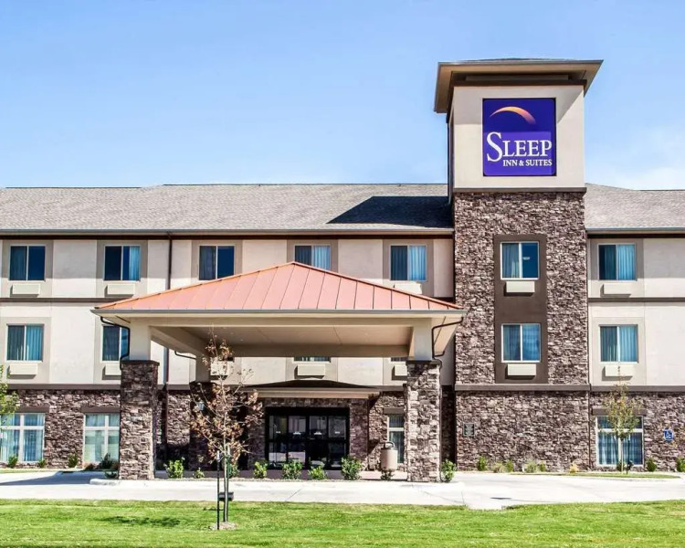 Sleep Inn & Suites