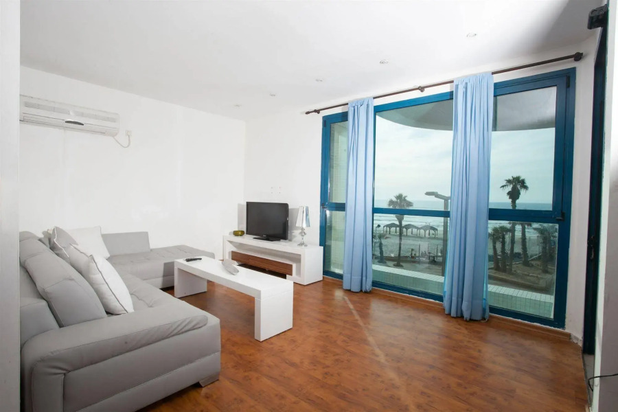 The Sea Apartments Tel Aviv by different locations