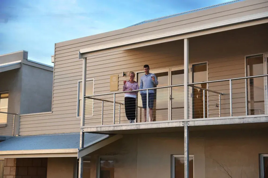 Aloha Waterfront Properties