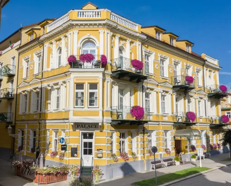 LD Palace