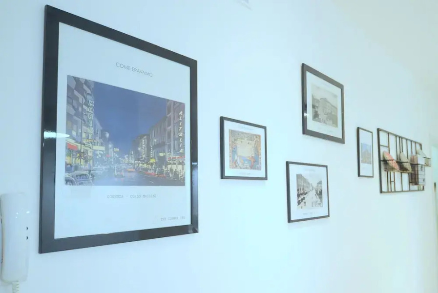 The Corner 180 Suite