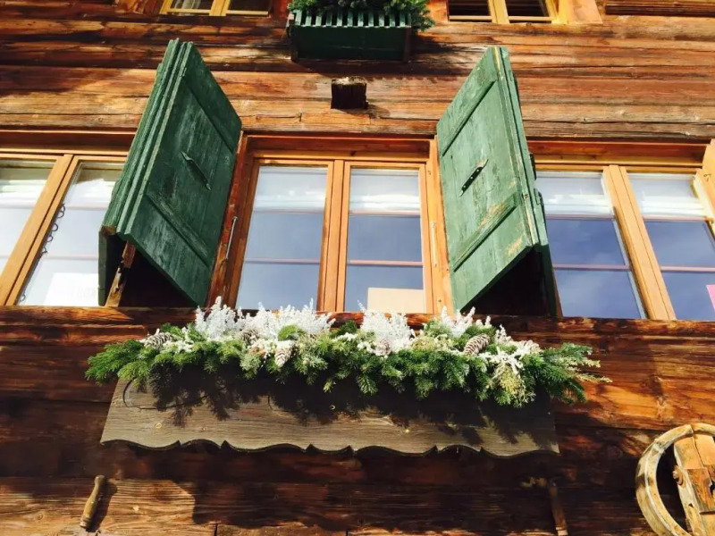 Gstaad - Luxueux Appartement Design *****