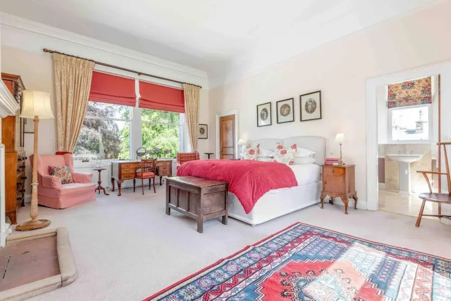 Charming 7-bed Estate House Near Gleneagles