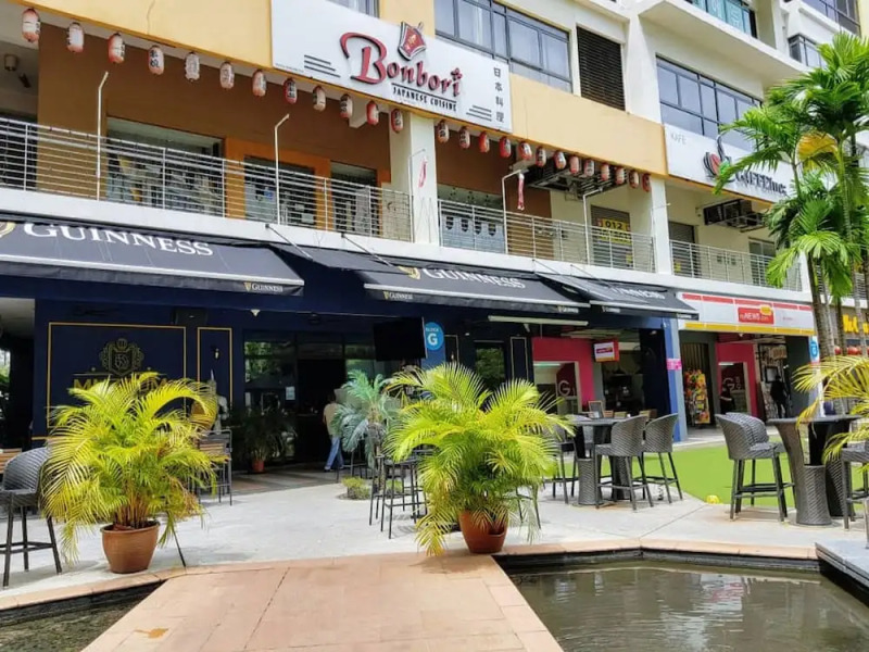 Puchong 8-12 pax Cozy Apartment IOI