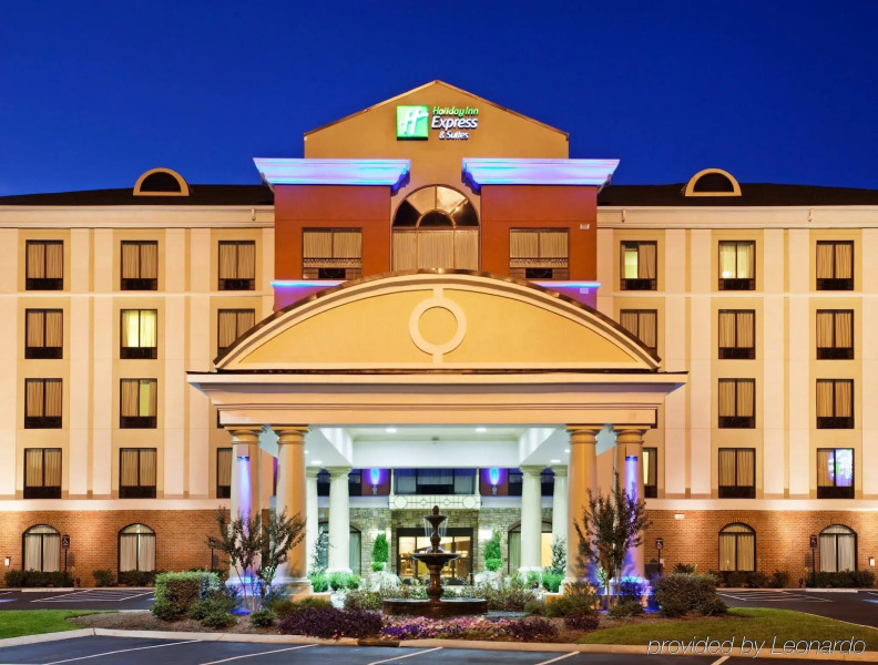 Holiday Inn Express & Suites Lebanon-Nashville Area by IHG