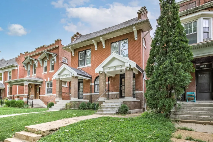 Expansive Downtown Home | JZ Vacation Rentals