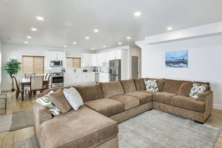 Garden City Cabin w/ Fire Pit: 2 Mi to Bear Lake!