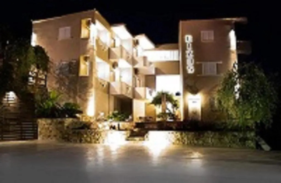 Rizos Studio Sarakiniko